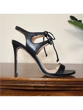 Pour La Victoire Black Leather Heels